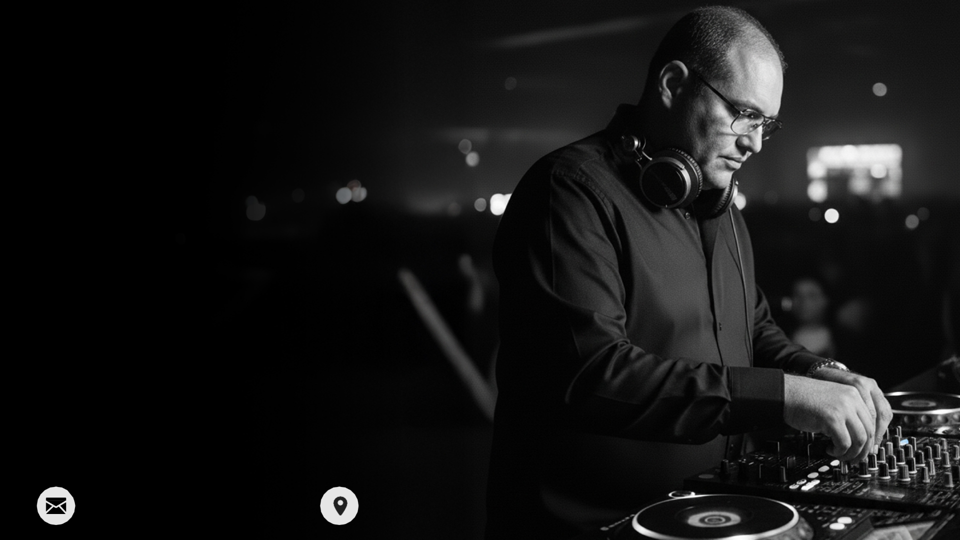 DJ ROVI en consola